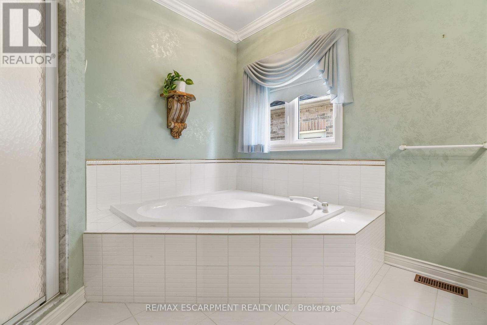 4125 Montrose Crescent, Burlington, Ontario  L7M 4J5 - Photo 23 - W13036186