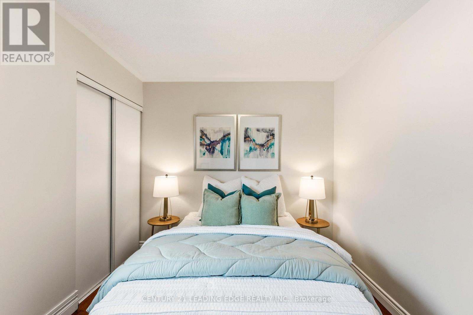 3295 Coralbean Place, Mississauga, Ontario  L5N 6X8 - Photo 30 - W13036264