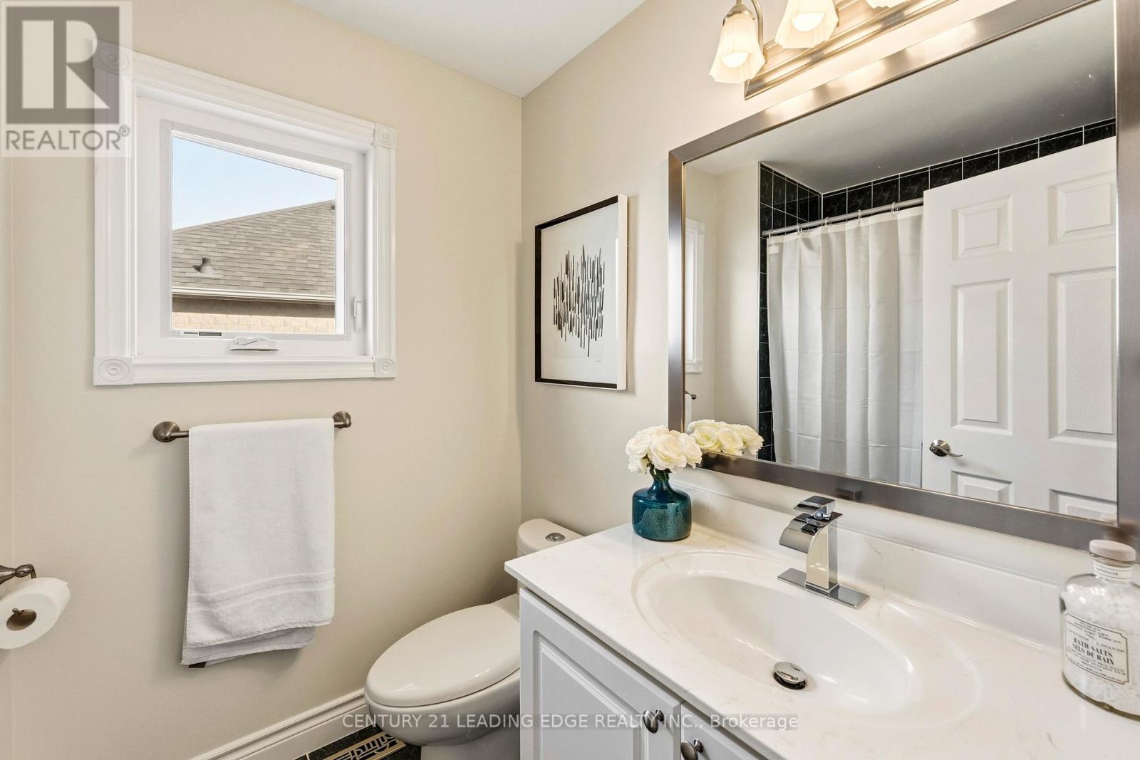 3295 Coralbean Place, Mississauga, Ontario  L5N 6X8 - Photo 35 - W13036264