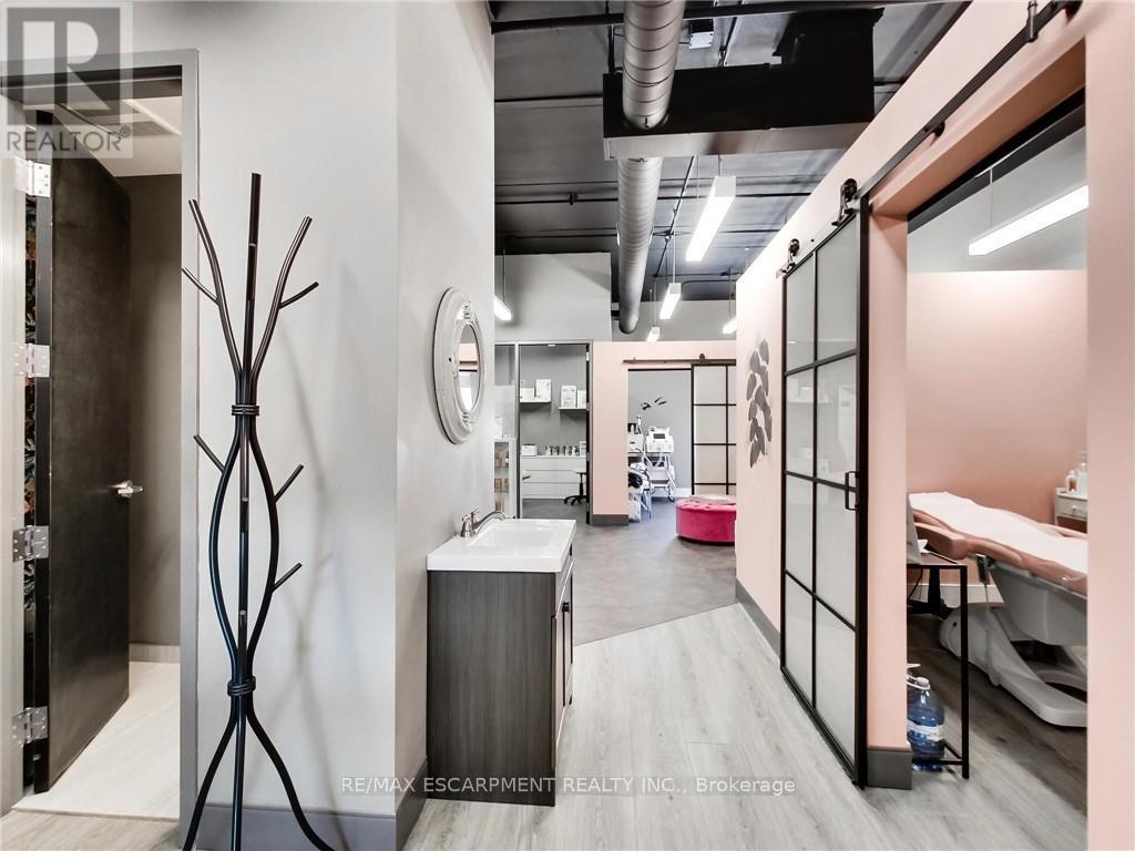 201 - 5045 Mainway Boulevard, Burlington, Ontario  L7L 5Z1 - Photo 12 - W13036290