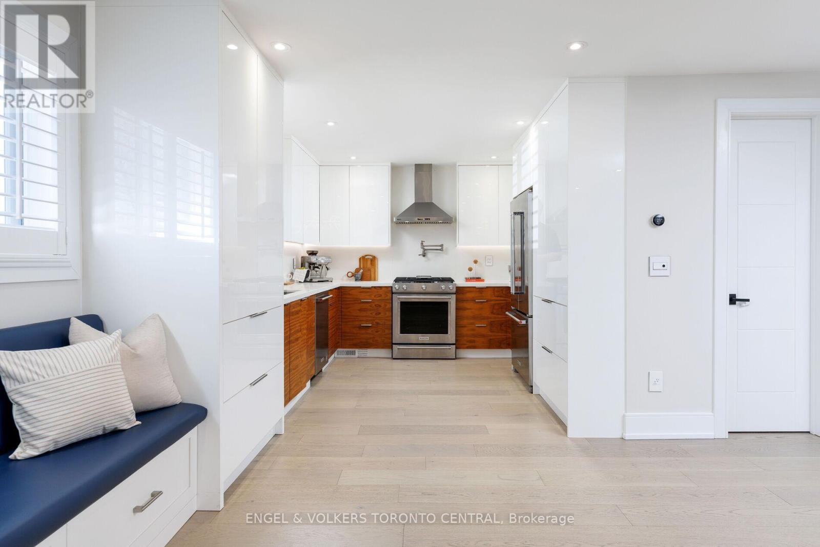 34 Rufford Road, Toronto, Ontario  M8W 4V6 - Photo 12 - W13036330