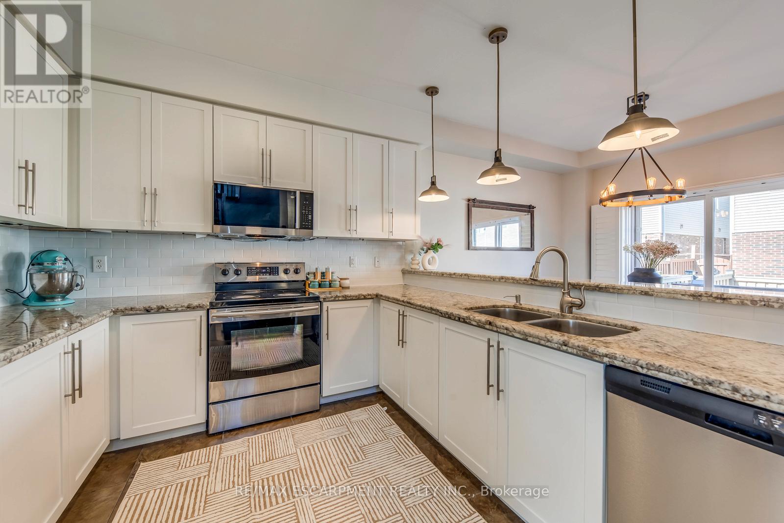 4643 Thomas Alton Boulevard, Burlington, Ontario  L7M 0J2 - Photo 12 - W13036364