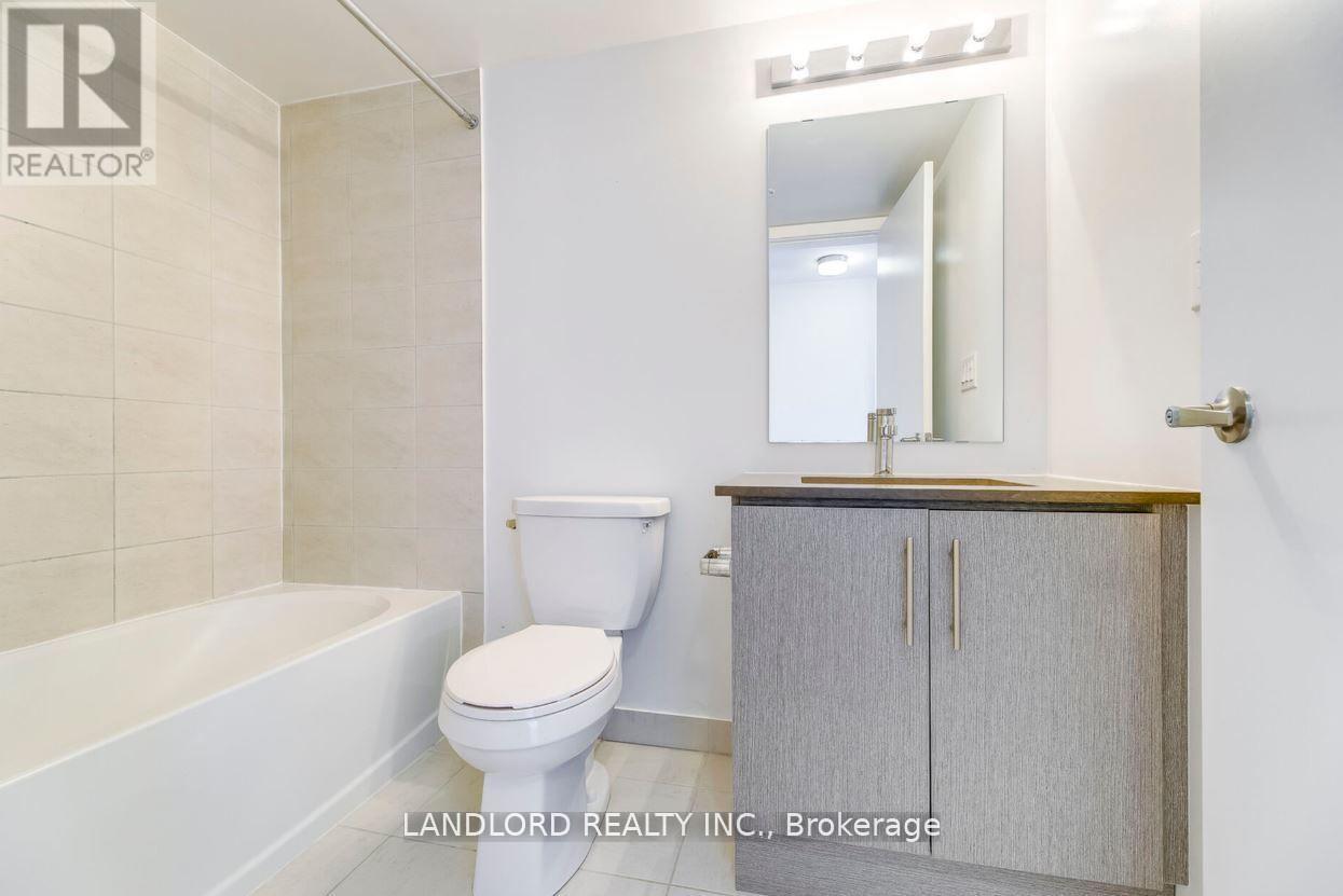 17 - 3483 Widdicombe Way, Mississauga (Erin Mills), Ontario  L5L 0B8 - Photo 11 - W13036388