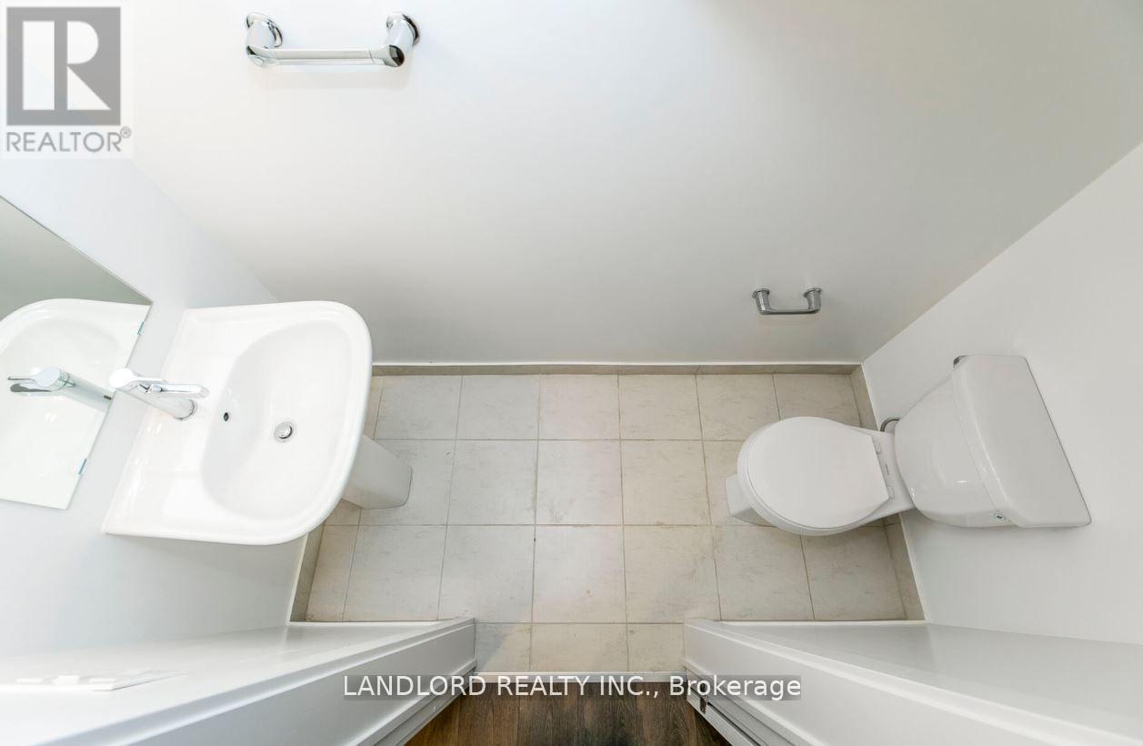 17 - 3483 Widdicombe Way, Mississauga (Erin Mills), Ontario  L5L 0B8 - Photo 12 - W13036388