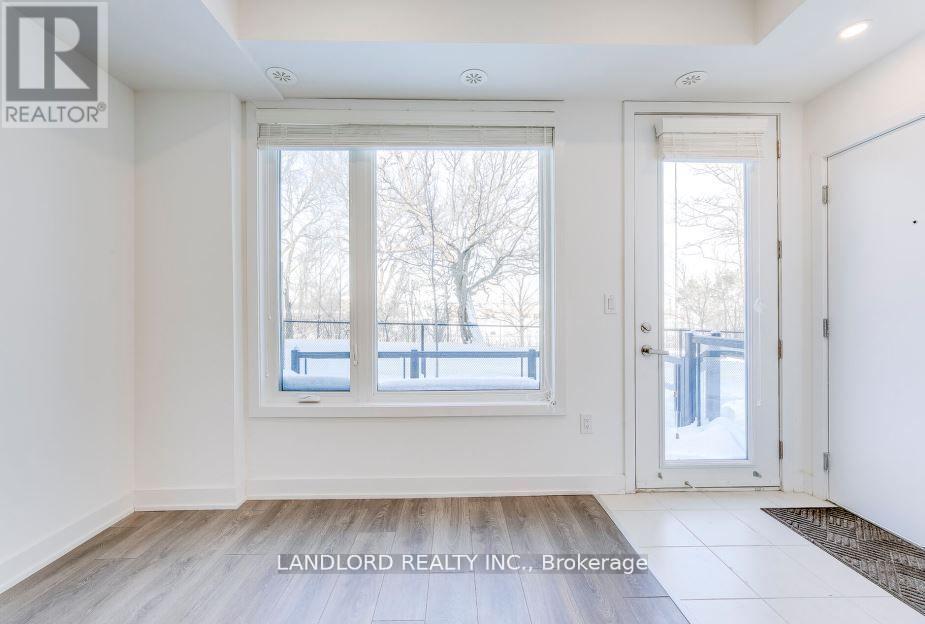 17 - 3483 Widdicombe Way, Mississauga (Erin Mills), Ontario  L5L 0B8 - Photo 6 - W13036388