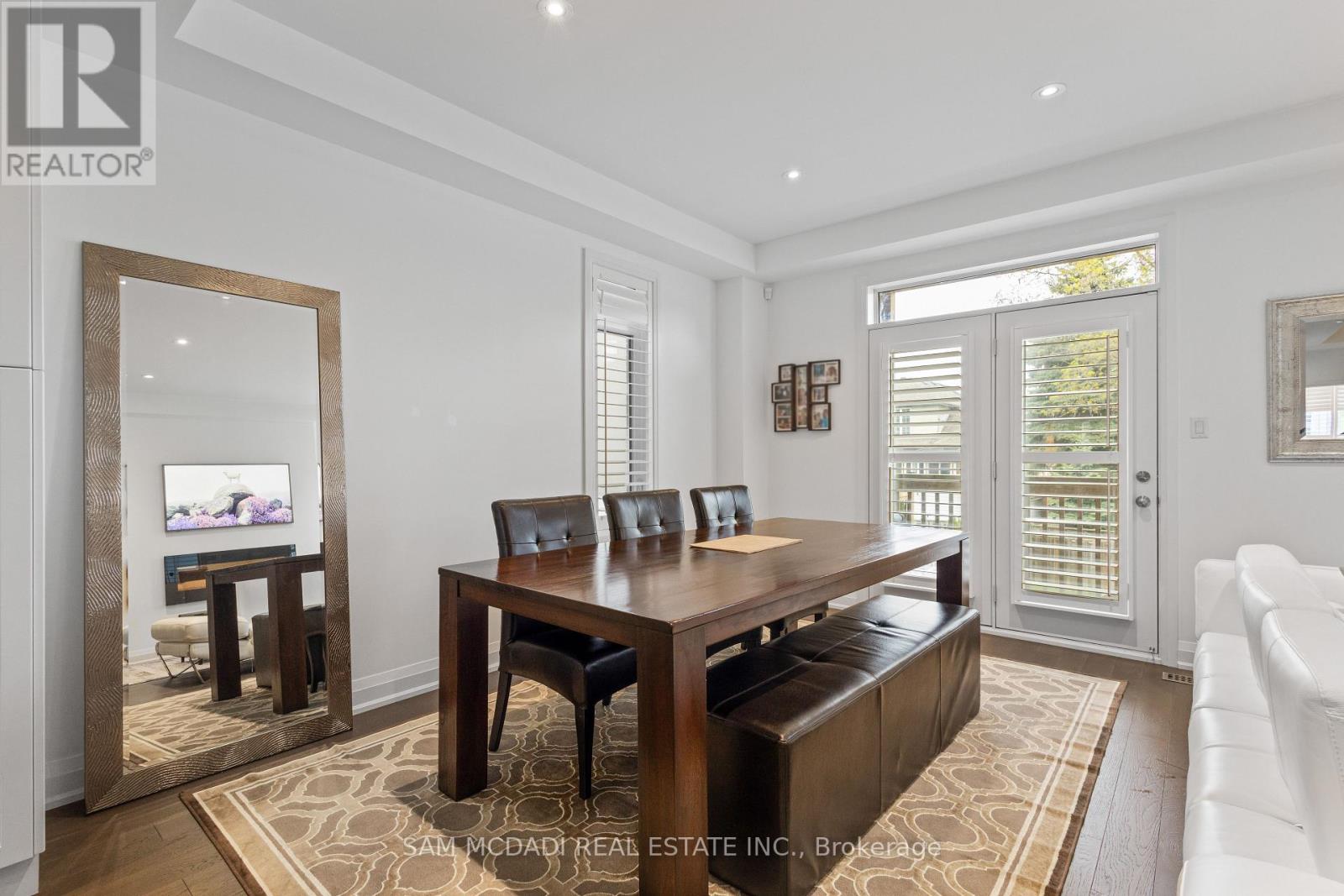 1067 Shaw Drive, Mississauga, Ontario  L5G 3Z3 - Photo 10 - W13036416