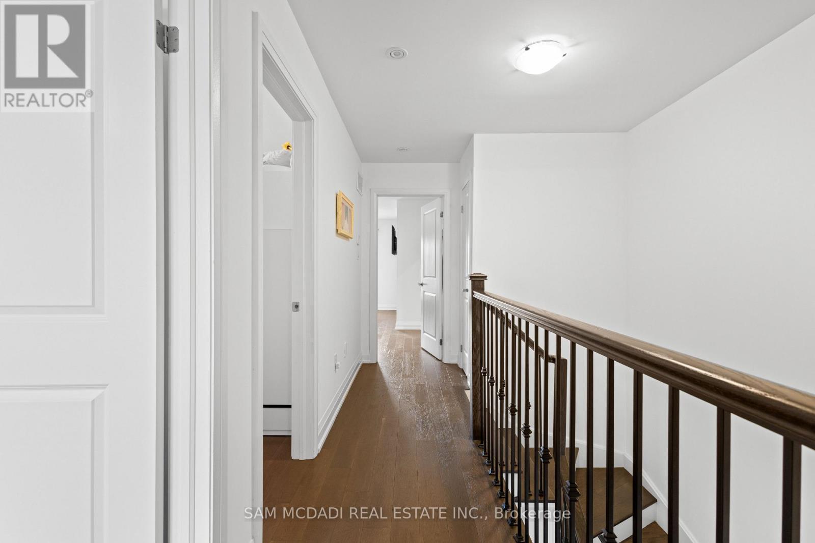 1067 Shaw Drive, Mississauga, Ontario  L5G 3Z3 - Photo 17 - W13036416