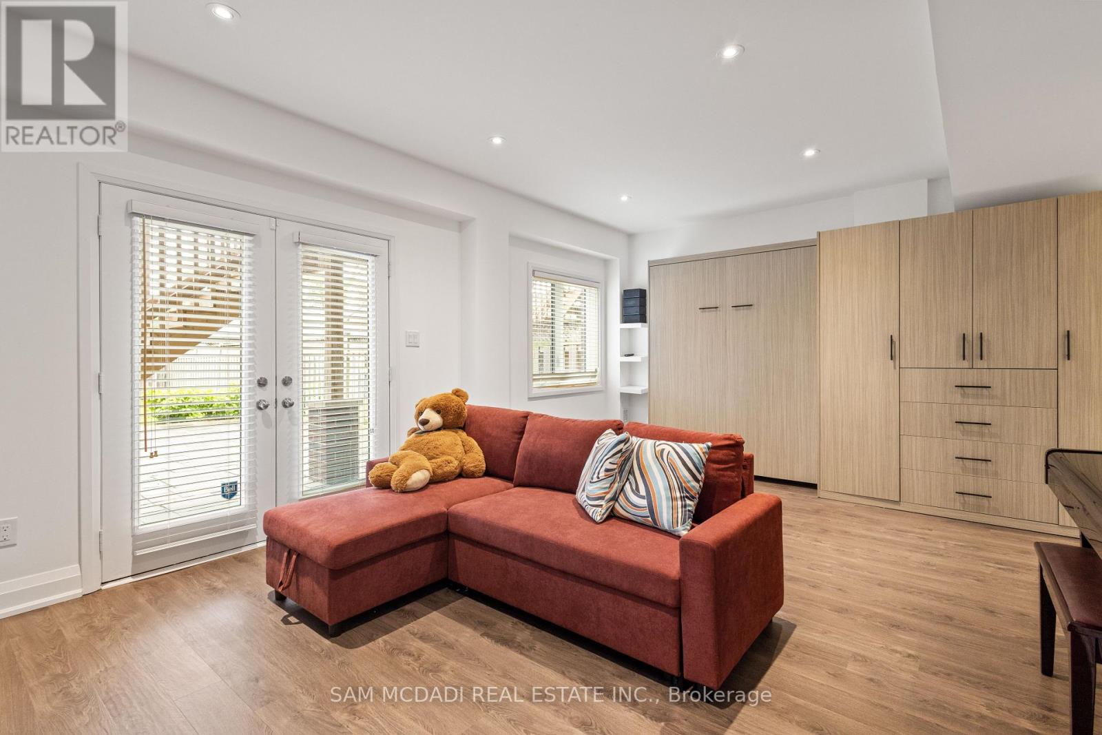 1067 Shaw Drive, Mississauga, Ontario  L5G 3Z3 - Photo 30 - W13036416