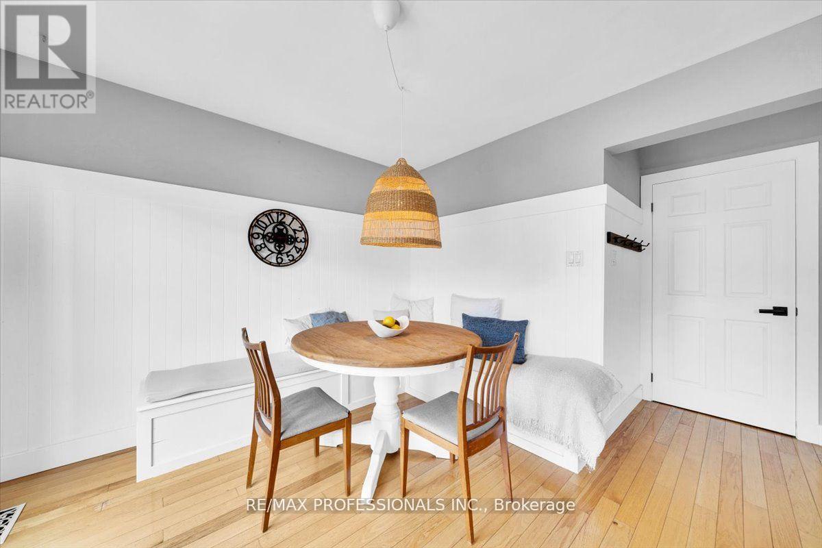 514 Thelma Street, Burlington, Ontario  L7L 6W8 - Photo 10 - W13036436