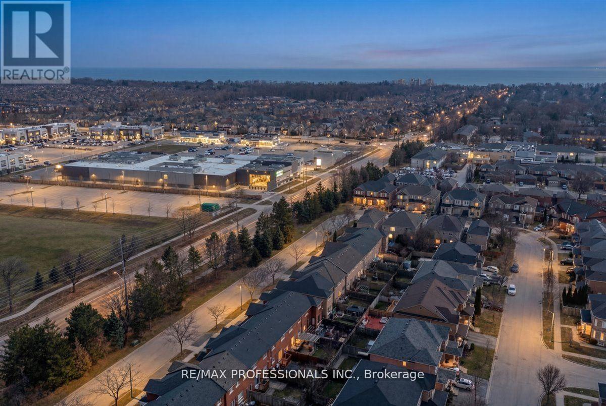 514 Thelma Street, Burlington, Ontario  L7L 6W8 - Photo 29 - W13036436