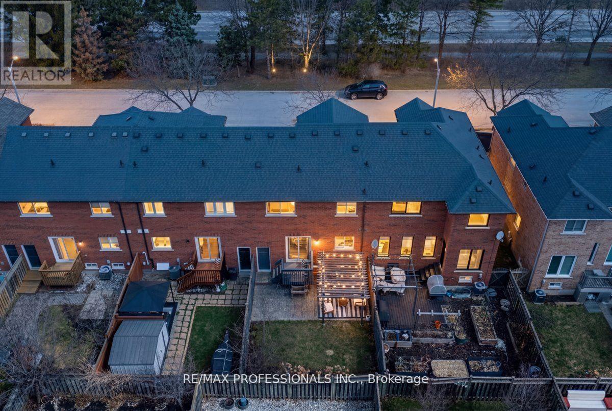 514 Thelma Street, Burlington, Ontario  L7L 6W8 - Photo 30 - W13036436