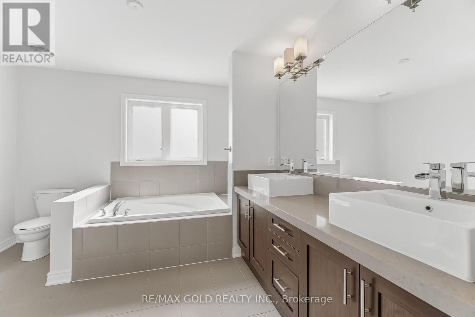 15 Junetown Circle, Brampton, Ontario  L6X 0X7 - Photo 16 - W13036438