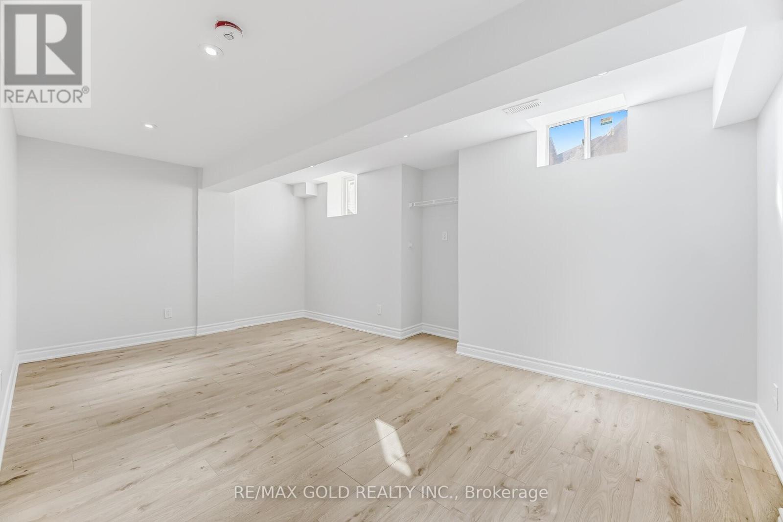 15 Junetown Circle, Brampton, Ontario  L6X 0X7 - Photo 27 - W13036438