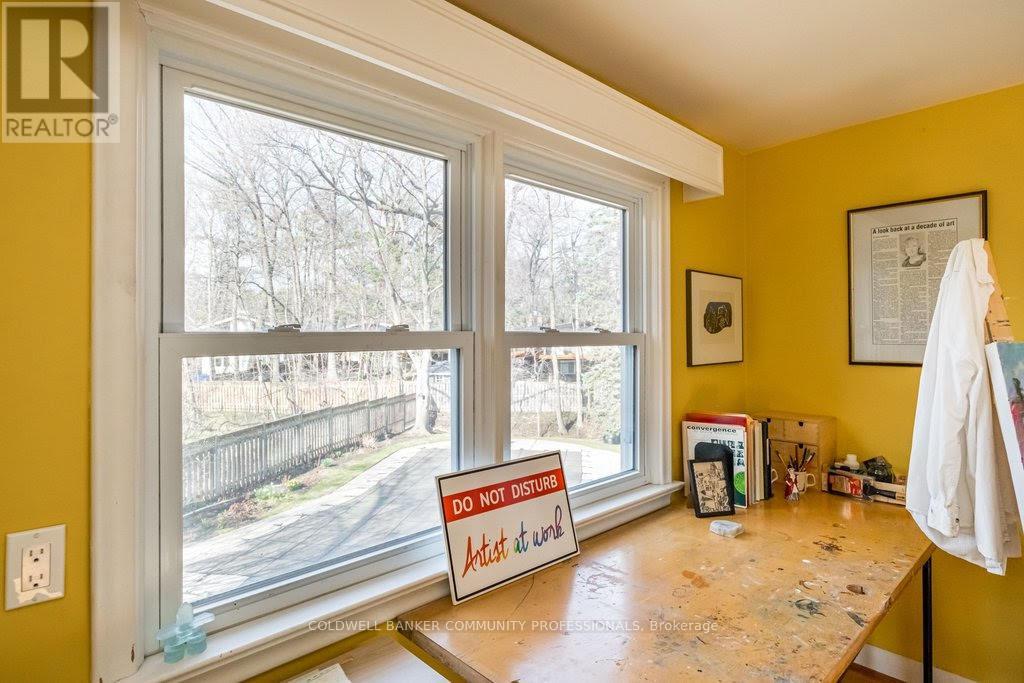 587 Sharalin Court, Burlington, Ontario  L7T 2N7 - Photo 14 - W13036466