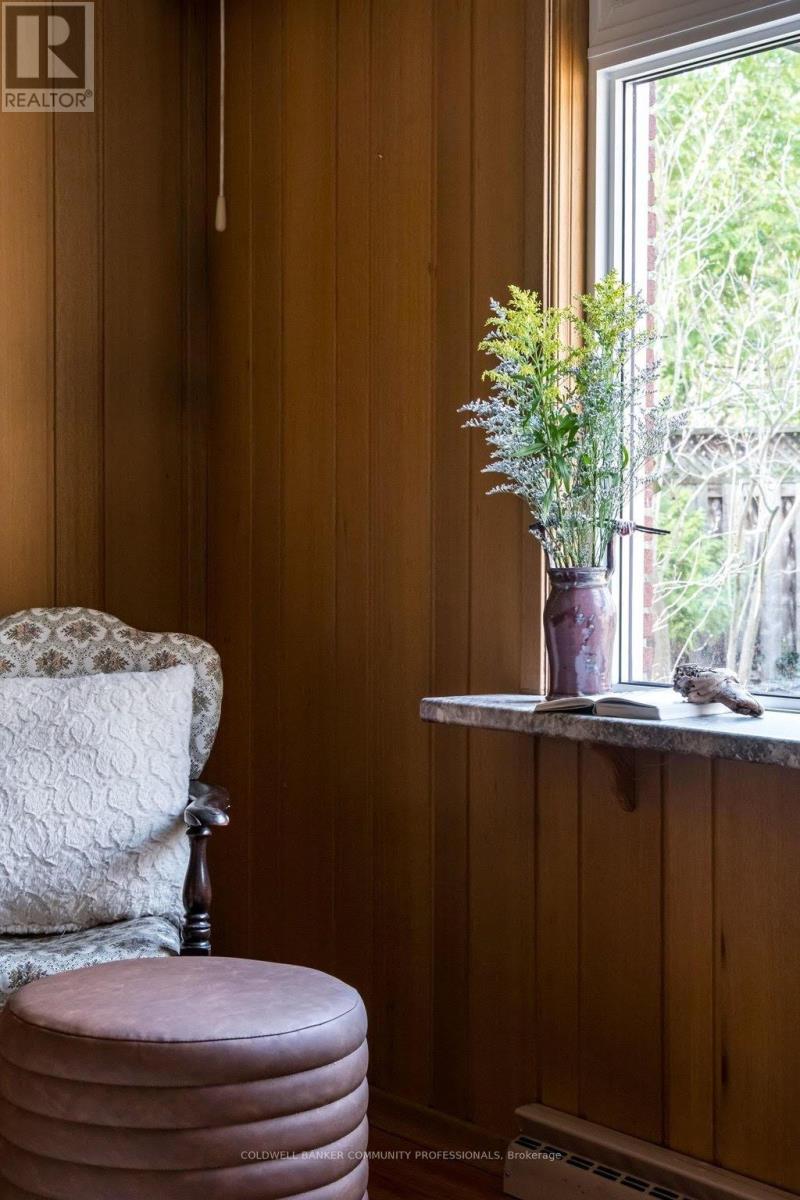 587 Sharalin Court, Burlington, Ontario  L7T 2N7 - Photo 46 - W13036466