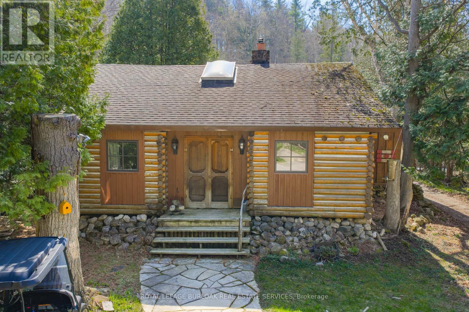 6099 Cedar Grove, Burlington, Ontario  L7P 0N1 - Photo 2 - W13036468