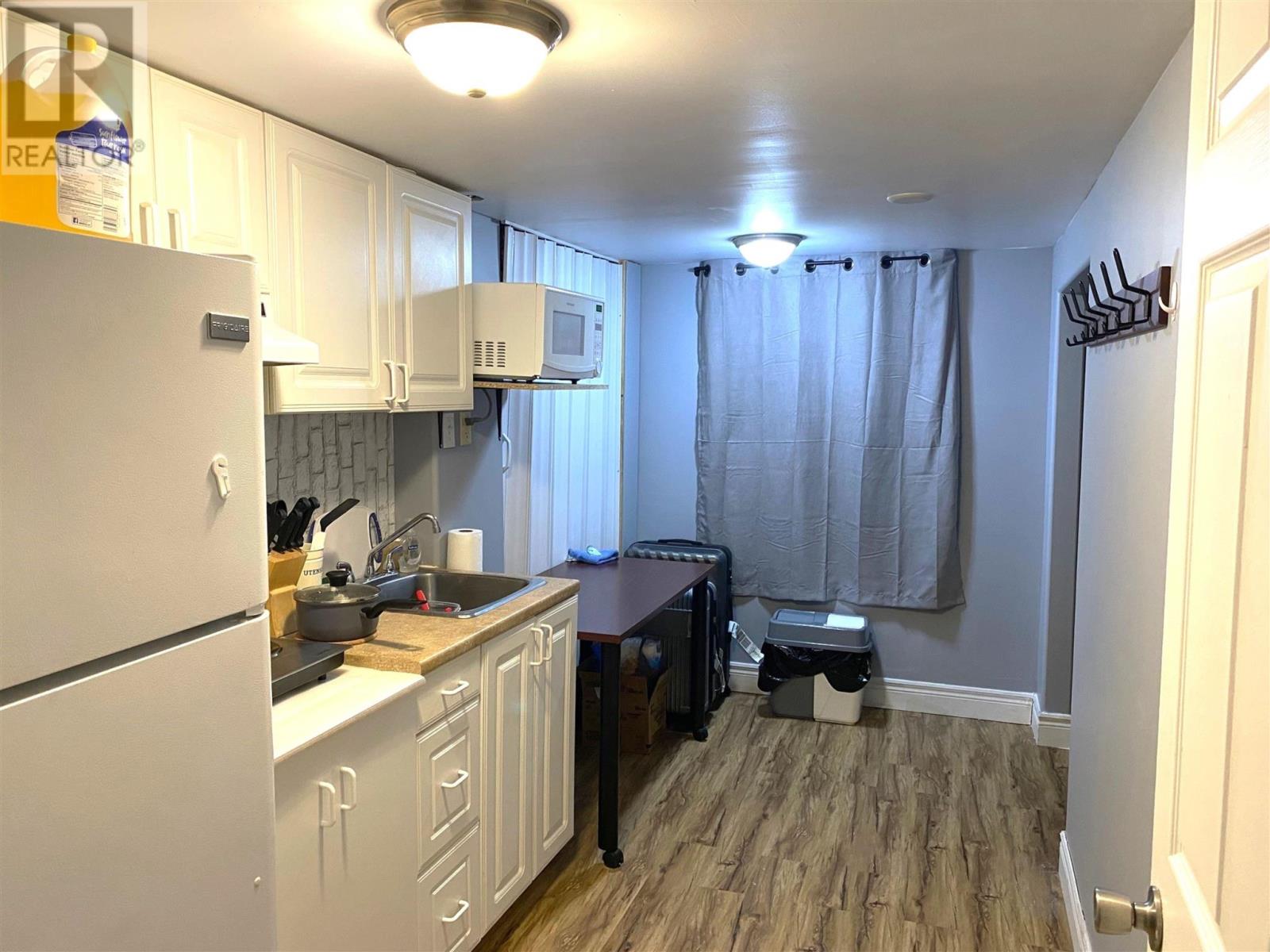 774 Pine St, Sault Ste. Marie, Ontario  P6B 3G1 - Photo 34 - SM260046