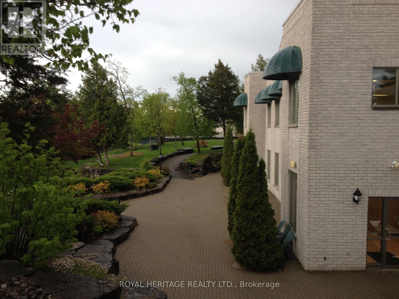 13 South Harbour Drive, Kawartha Lakes, Ontario  K0M 1A0 - Photo 32 - X12901924