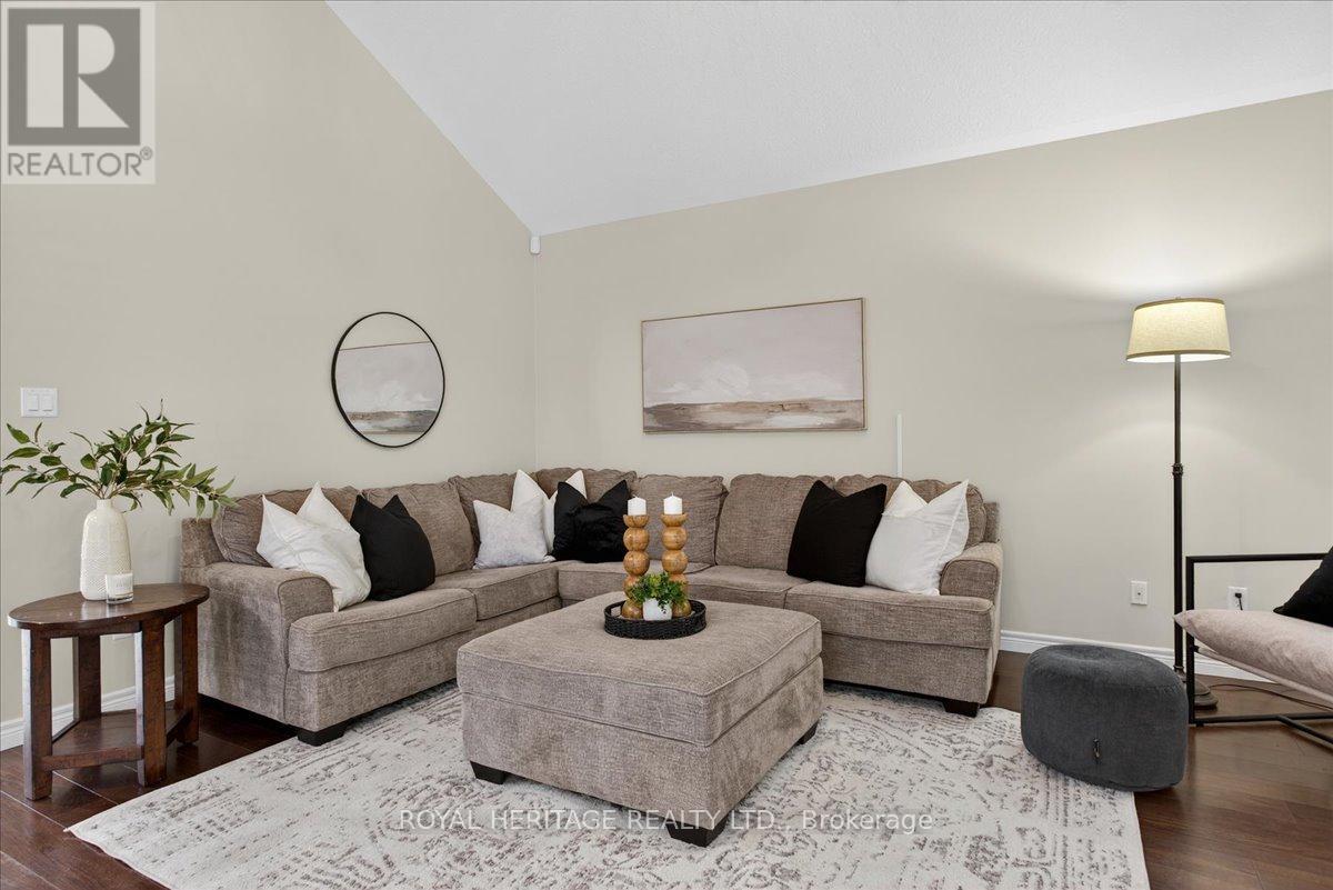 13 South Harbour Drive, Kawartha Lakes, Ontario  K0M 1A0 - Photo 13 - X12901924