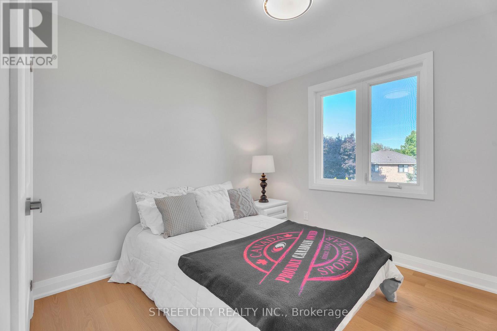 26 Grasmere Crescent, London North, Ontario  N6G 4P2 - Photo 25 - X13036442