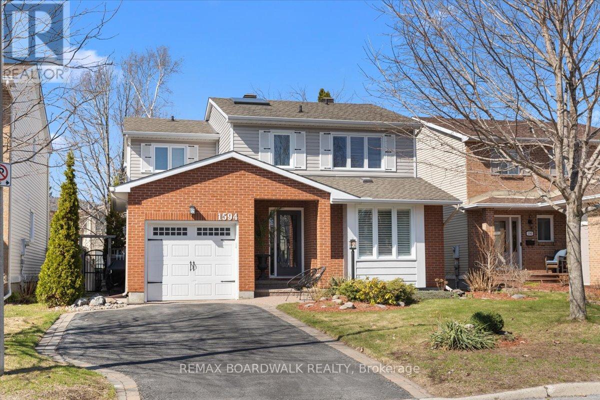 1594 Meadowfield Place, Ottawa, Ontario  K1C 5V6 - Photo 1 - X13035154