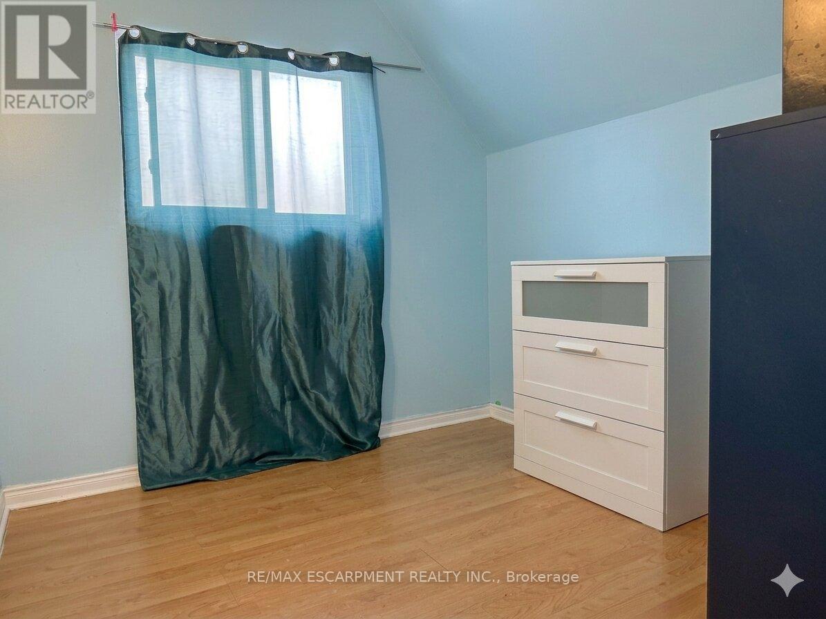 54 Edinburgh Avenue, Hamilton, Ontario  L8H 2C5 - Photo 17 - X13036270