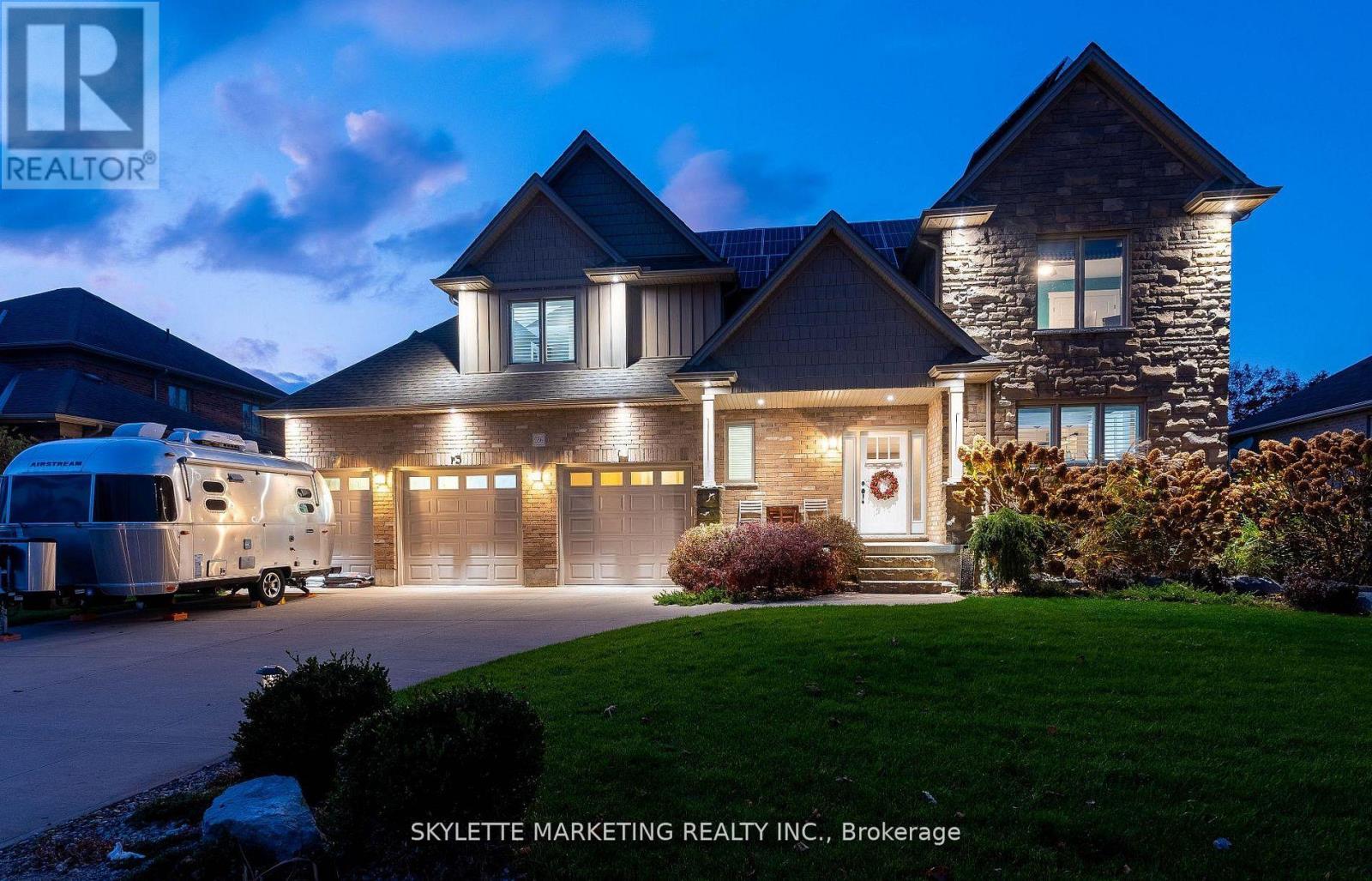 536 Juliana Drive, Strathroy-Caradoc, Ontario  N0L 1W0 - Photo 2 - X13036340