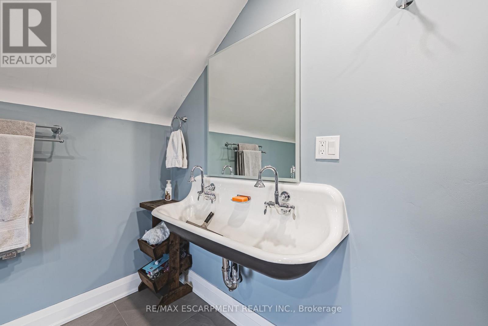 1292 Glancaster Road, Hamilton, Ontario  L9G 3L1 - Photo 23 - X13036352