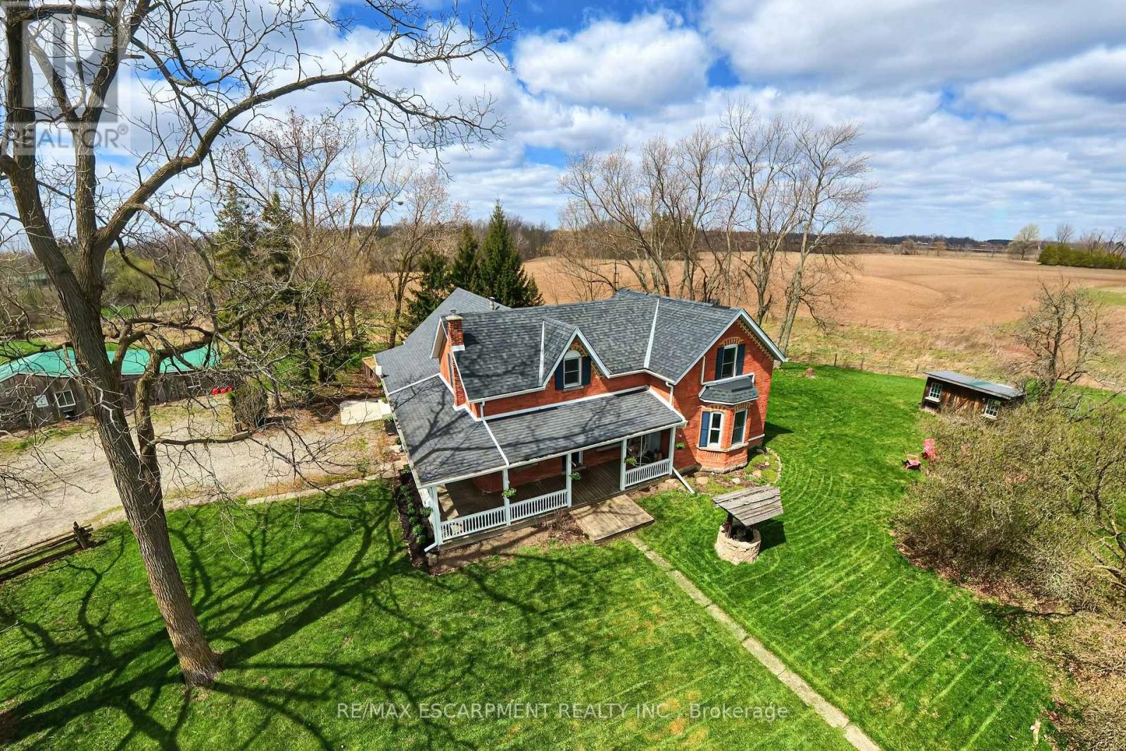 1292 Glancaster Road, Hamilton, Ontario  L9G 3L1 - Photo 3 - X13036352