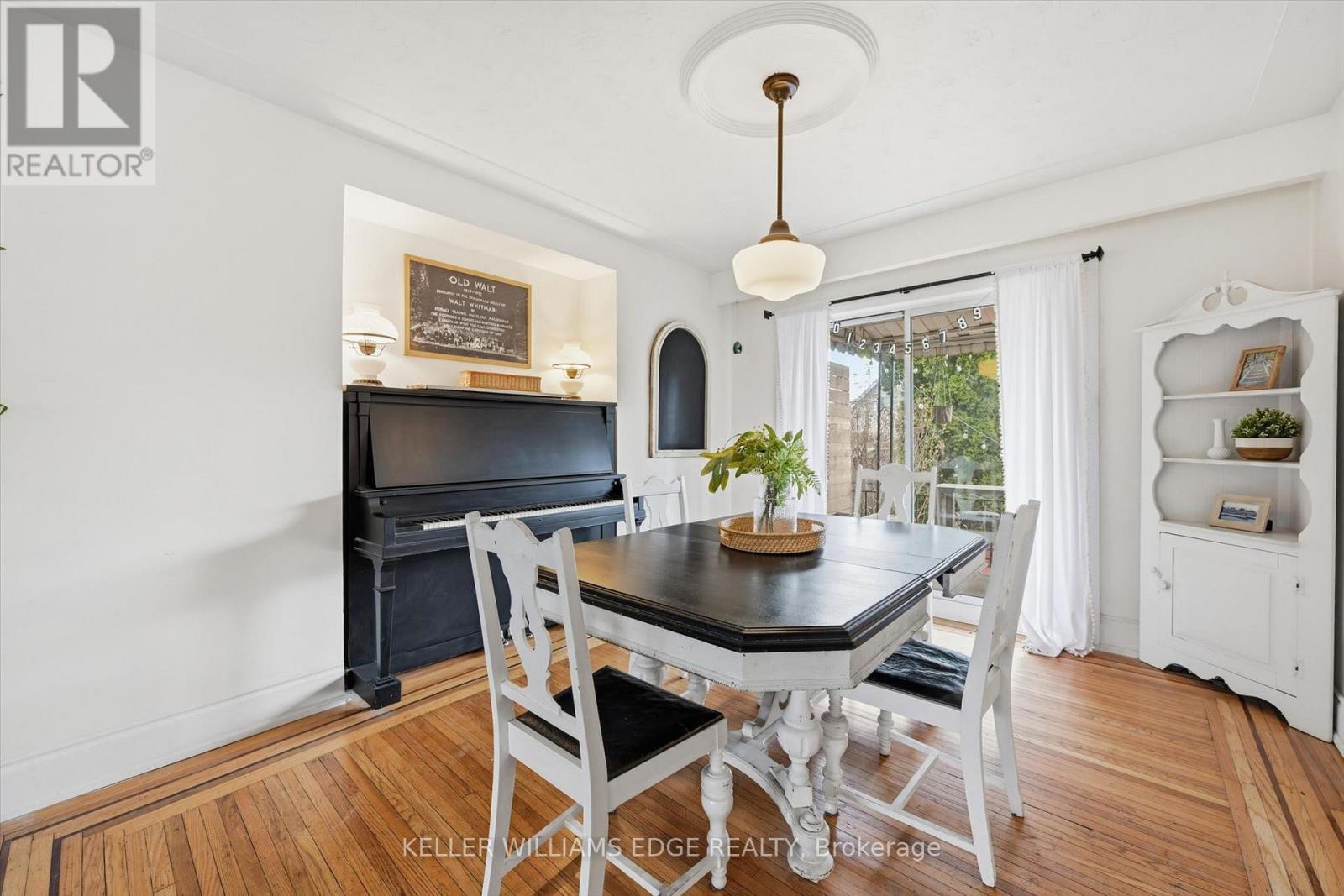 153 Graham Avenue S, Hamilton, Ontario  L8K 2M5 - Photo 10 - X13036386