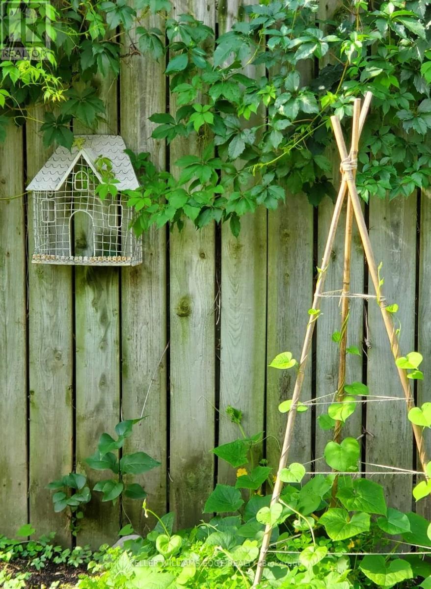 153 Graham Avenue S, Hamilton, Ontario  L8K 2M5 - Photo 36 - X13036386