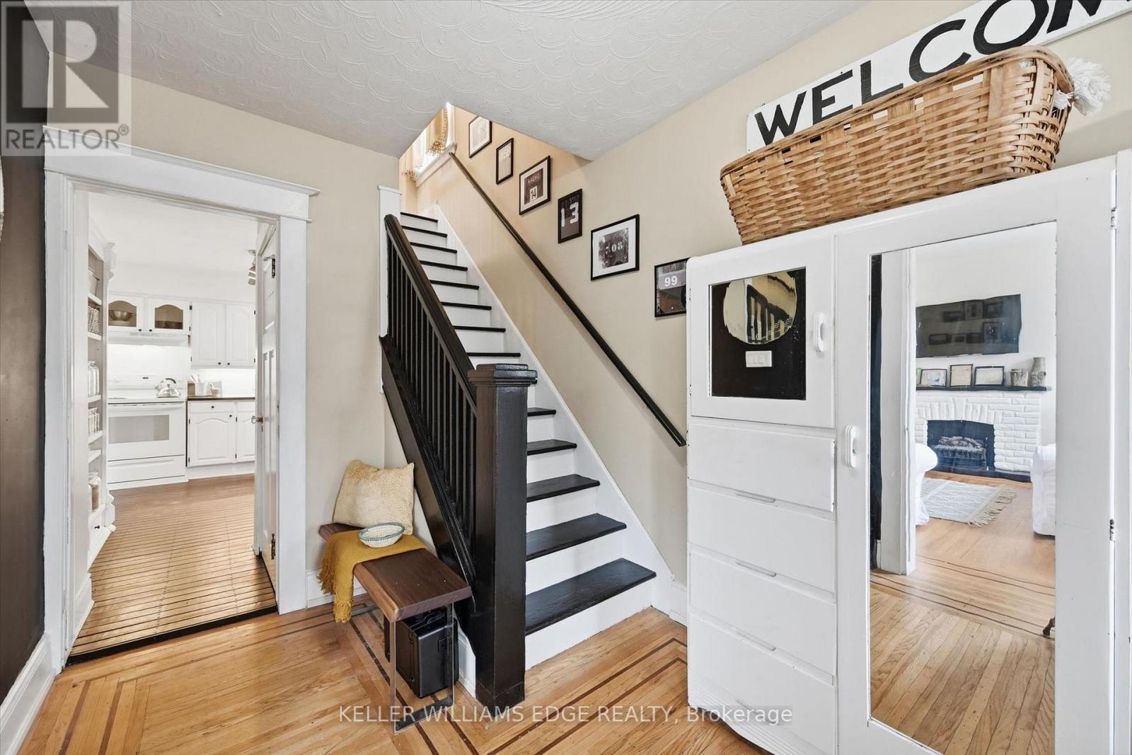 153 Graham Avenue S, Hamilton, Ontario  L8K 2M5 - Photo 5 - X13036386