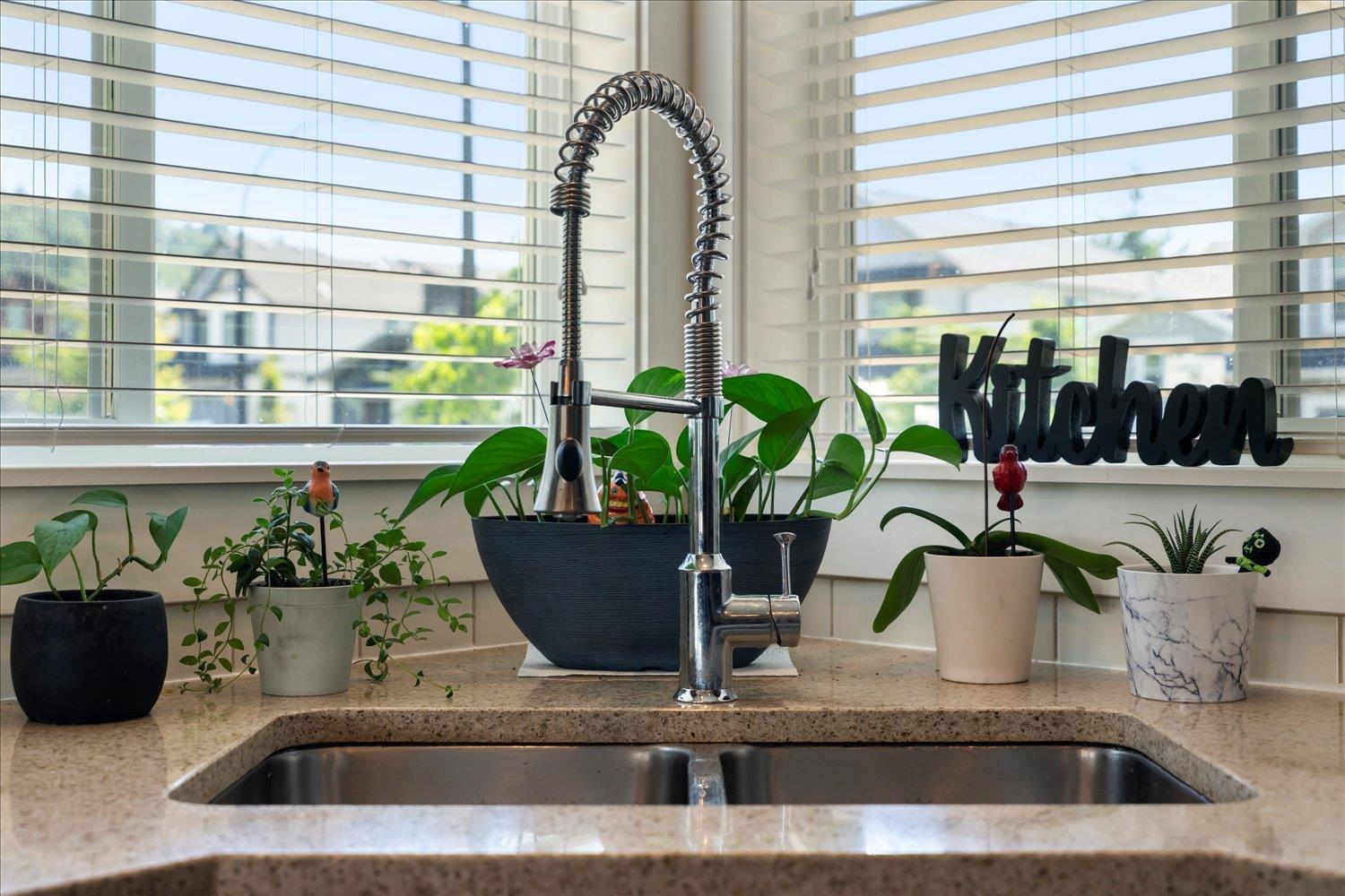 51022 Sophie Crescent, Eastern Hillsides, Chilliwack, British Columbia  V4Z 0C1 - Photo 8 - R3115003