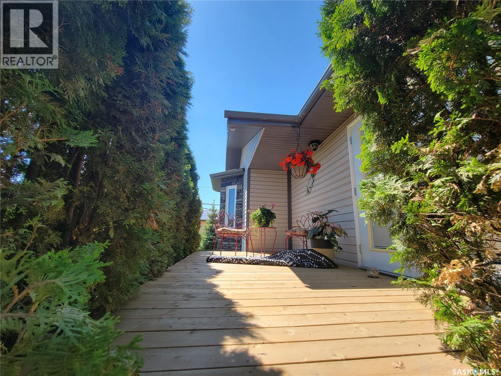 4702 Leader Street, Macklin, Saskatchewan  S0L 2C0 - Photo 12 - SK030799