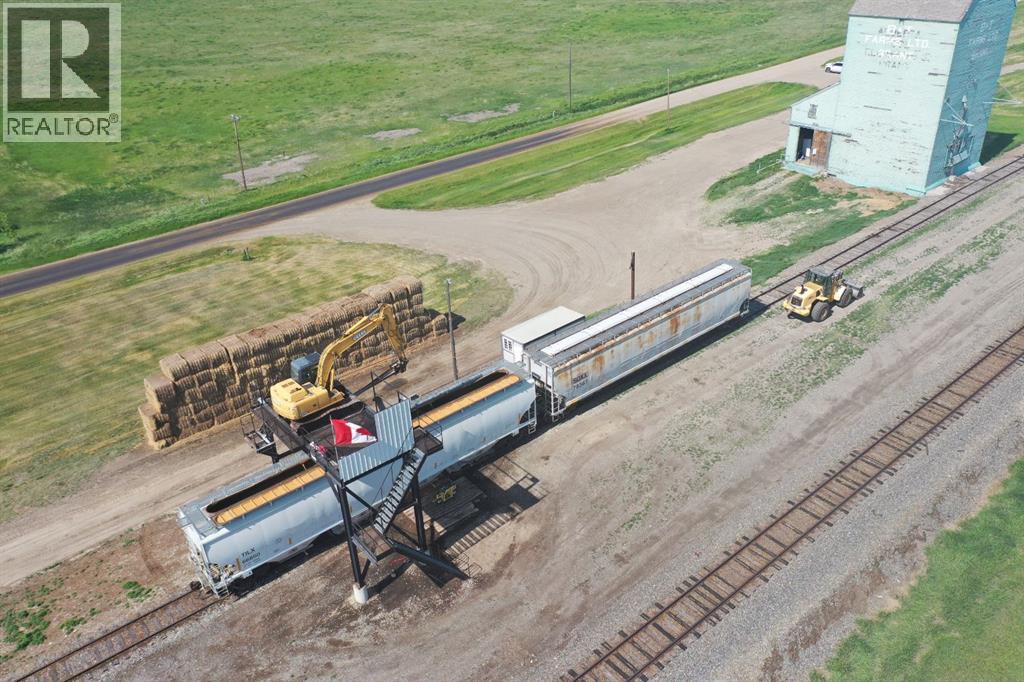 741 Railway Ave, Brant, Alberta  T0L 0L0 - Photo 15 - A2263660