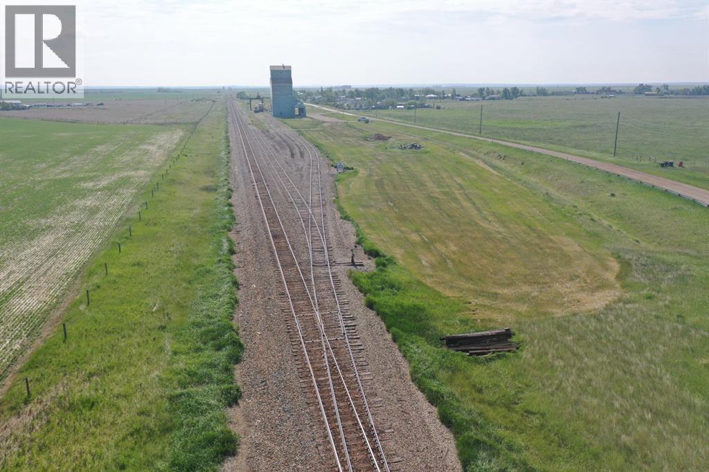 741 Railway Ave, Brant, Alberta  T0L 0L0 - Photo 18 - A2263660