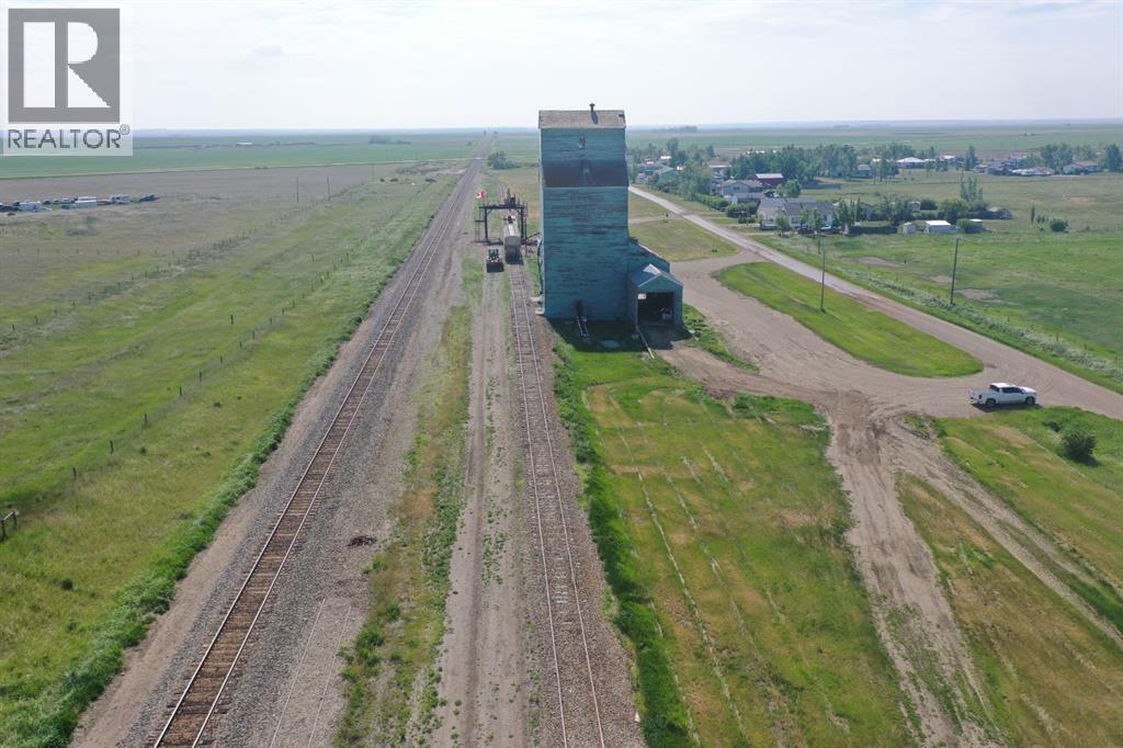 741 Railway Ave, Brant, Alberta  T0L 0L0 - Photo 20 - A2263660