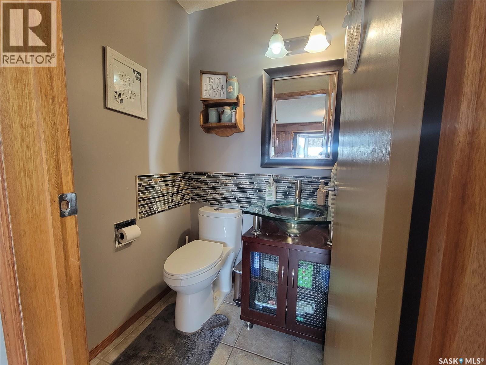 4702 Leader Street, Macklin, Saskatchewan  S0L 2C0 - Photo 27 - SK030799