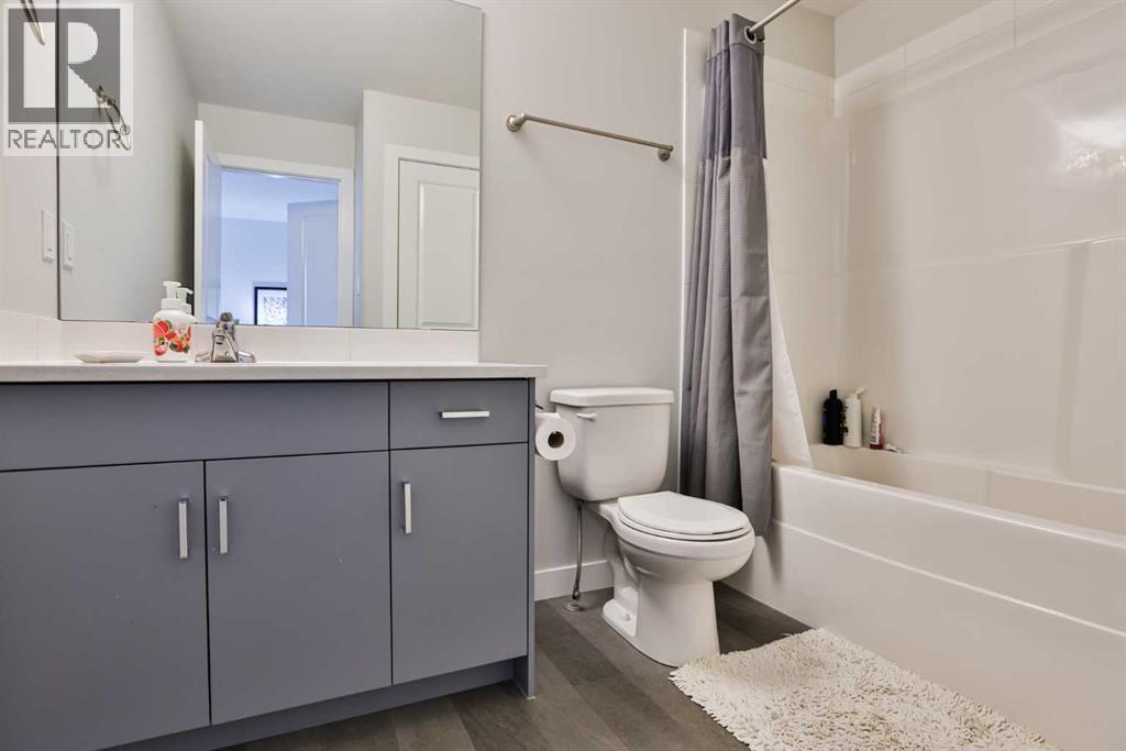 4, 73 Aquitania Circle W, Lethbridge, Alberta  T1J 5M5 - Photo 21 - A2272271