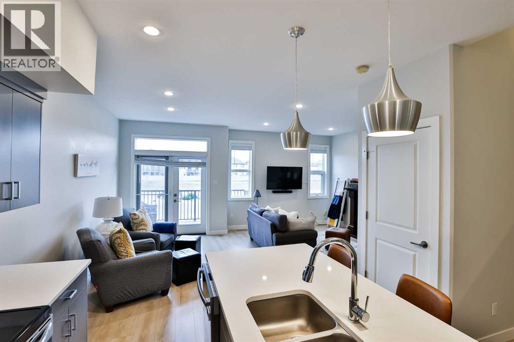 4, 73 Aquitania Circle W, Lethbridge, Alberta  T1J 5M5 - Photo 10 - A2272271