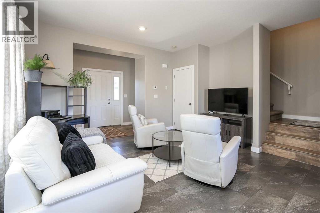 129 Ava Crescent, Blackfalds, Alberta  T4M 0M8 - Photo 5 - A2303873