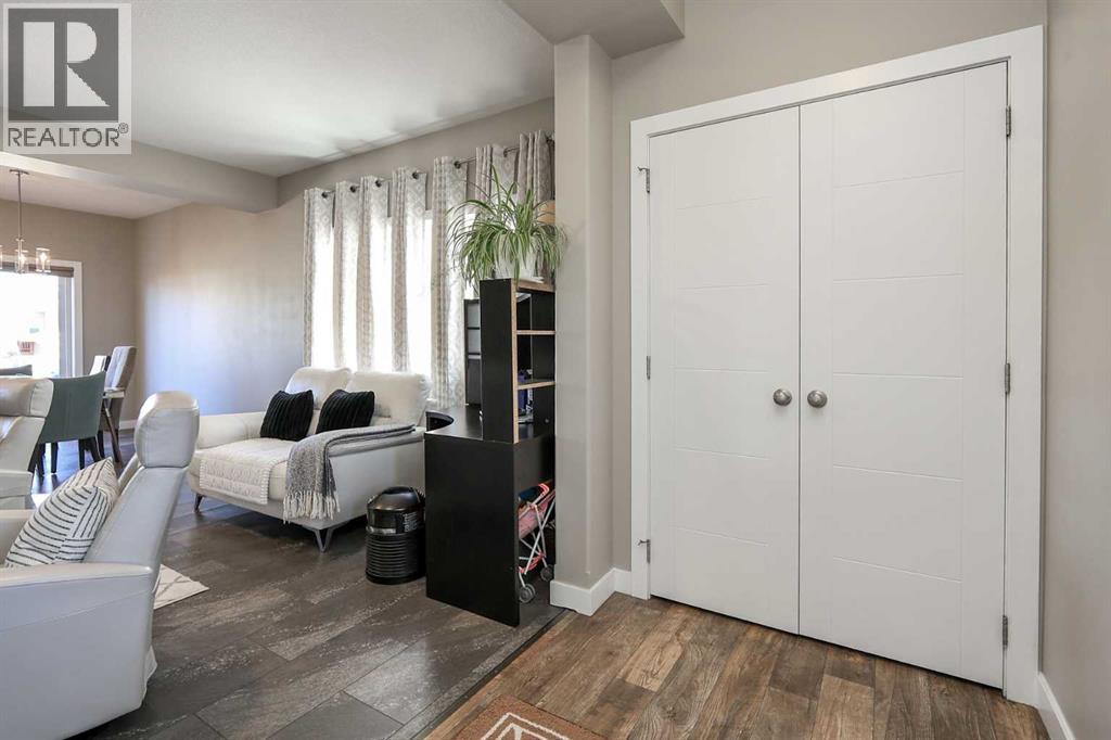 129 Ava Crescent, Blackfalds, Alberta  T4M 0M8 - Photo 3 - A2303873