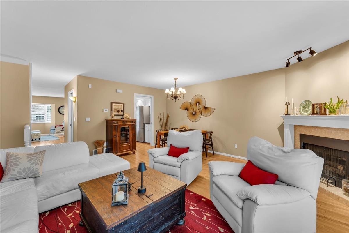 25 10045 154 Street, Surrey, British Columbia  V3R 4J5 - Photo 4 - R3103637