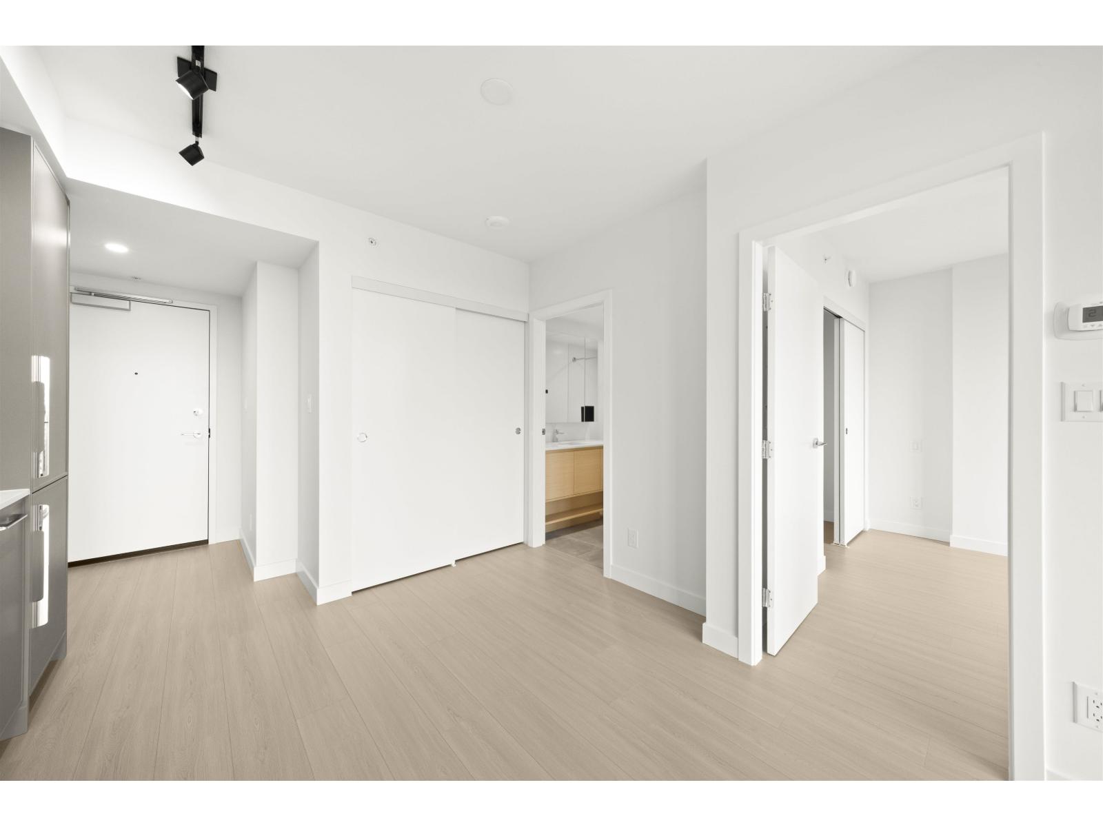 3705 13745 George Junction, Surrey, British Columbia  V3T 4Y3 - Photo 12 - R3067240