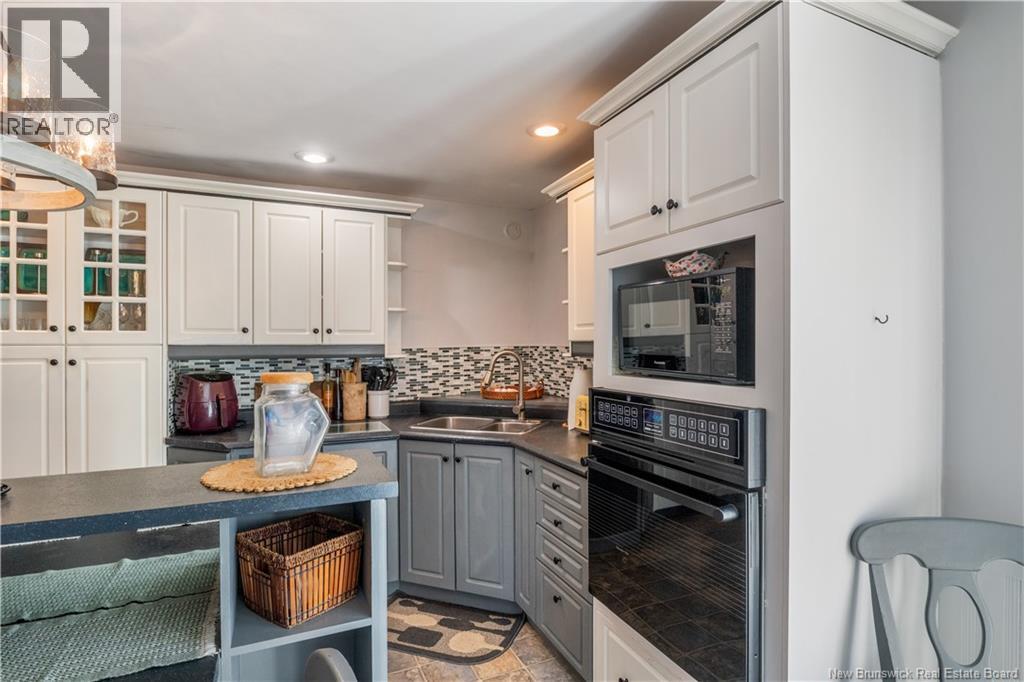 429 Saint-Athanase, Rogersville, New Brunswick  E4Y 2V7 - Photo 9 - NB137692