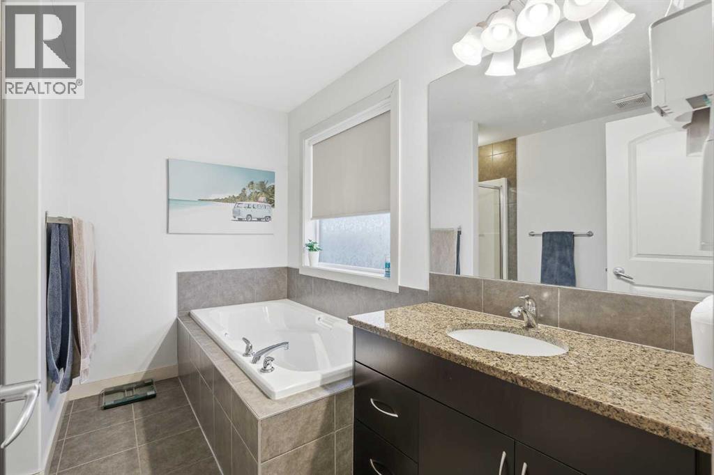 107 Everwoods Park SW, Calgary, Alberta  T2Y 0G3 - Photo 15 - A2300828