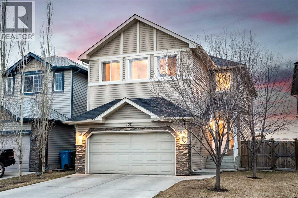 107 Everwoods Park SW, Calgary, Alberta  T2Y 0G3 - Photo 2 - A2300828