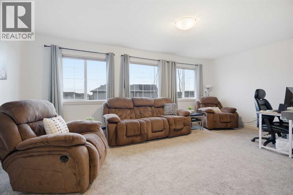 107 Everwoods Park SW, Calgary, Alberta  T2Y 0G3 - Photo 19 - A2300828