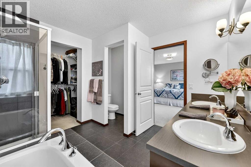 72 Auburn Bay Avenue SE, Calgary, Alberta  T3M 0K7 - Photo 33 - A2302370