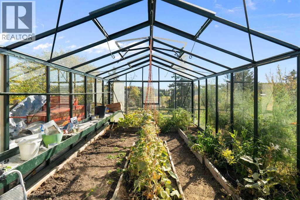 32045 Willow Way, Rural Rocky View County, Alberta  T4C 2Y4 - Photo 46 - A2304339